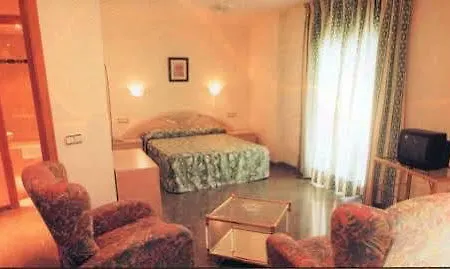 Don Pelayo Hotel